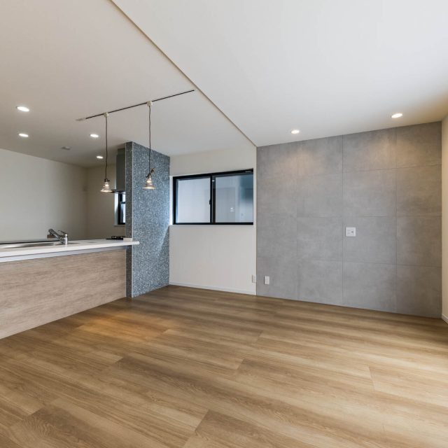 WORKS追加しました。